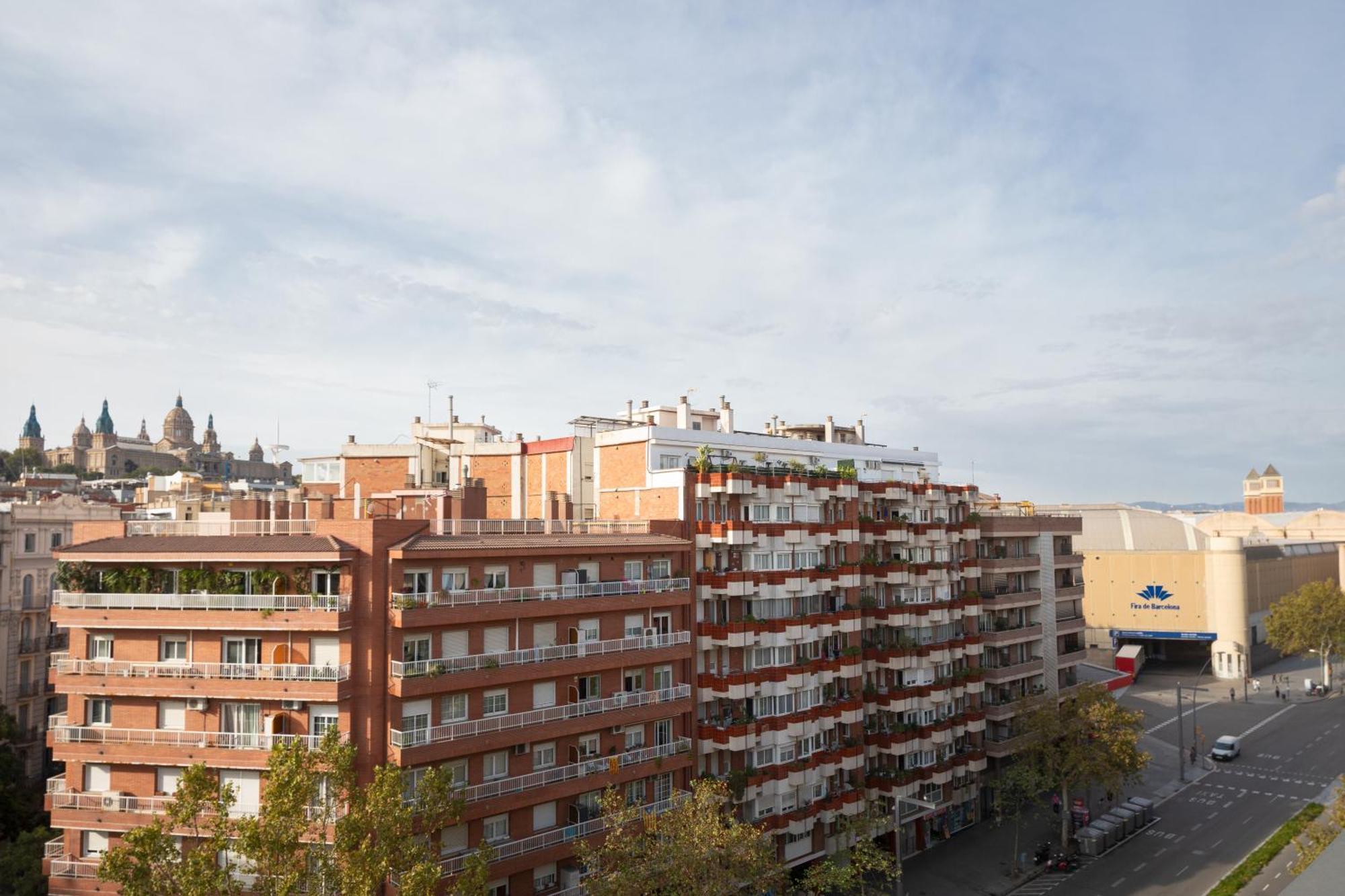 Hotel Lugano Barcelona Exterior photo